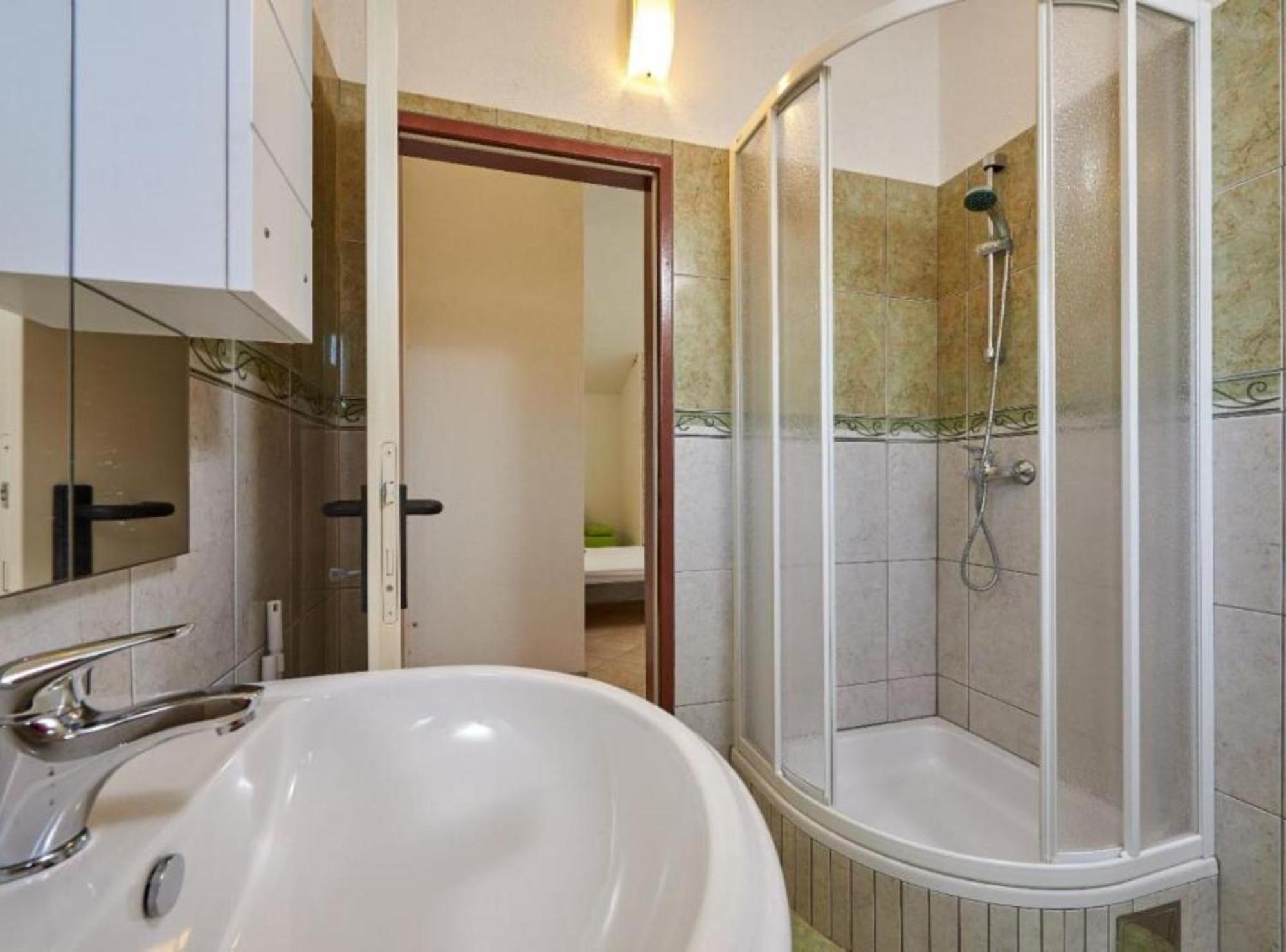 Hotel Krknjasi Veliki Drvenik Esterno foto